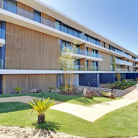 아파트 White & Nature