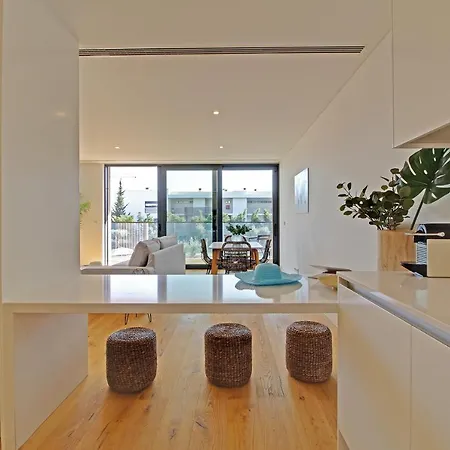 Apartment White & Nature